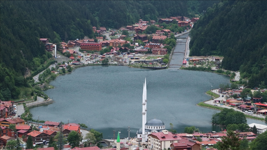 Uzungöl de yıkım başlıyor