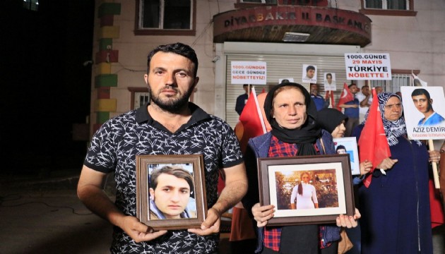 Evlat nöbetine 4 aile daha katıldı