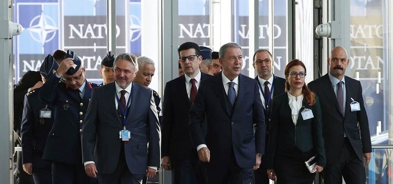 Bakan Akar NATO Karargahı nda