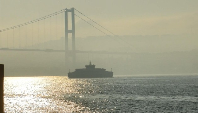 Haliç Köprüsü'nde yoğun sis