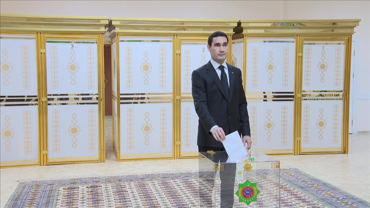 Türkmenistan devlet başkanı belli oldu