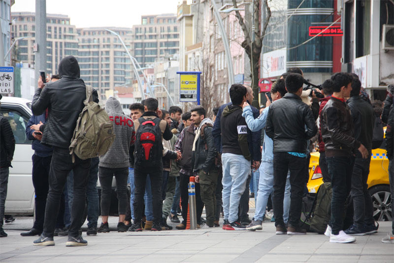 Otogarlarda göçmen yoğunluğu