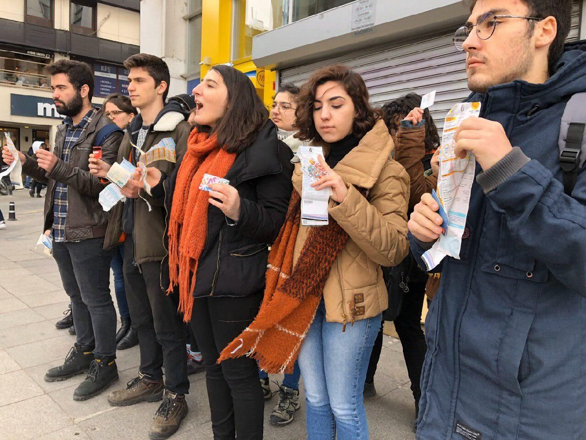Ekrem İmamoğlu na protesto!