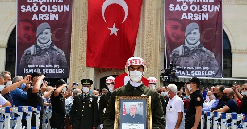 Şehit Uzman Çavuş toprağa verildi