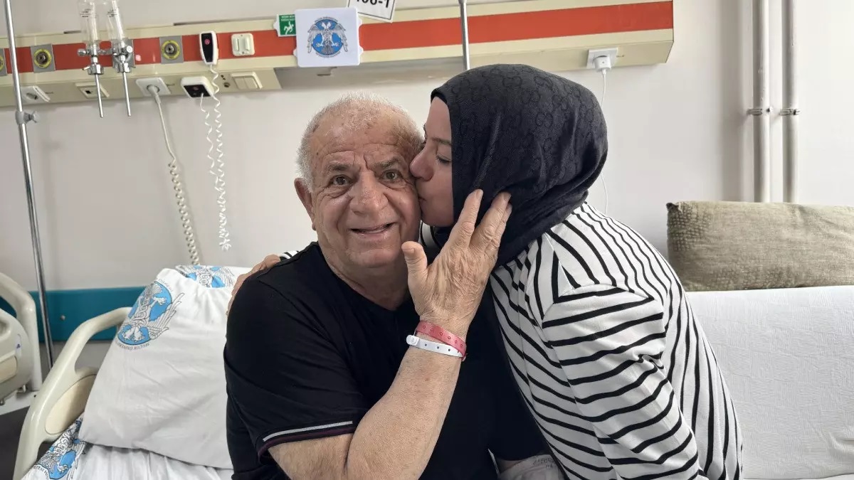 Ameliyat olan adam Türkçe konuşmayı unuttu