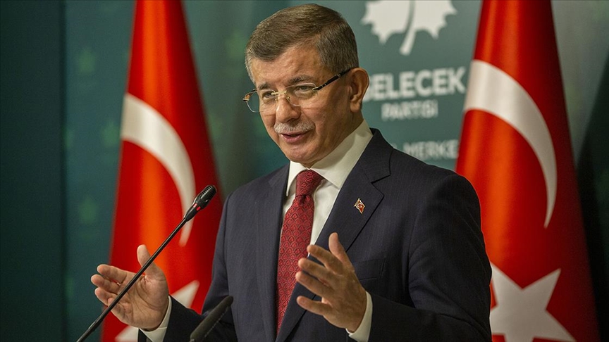 Davutoğlu ndan tepki: Ülkeyi krize götürüyorlar