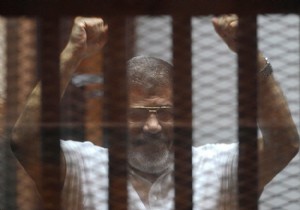Mursi mahkemenin yargılamasını reddetti!