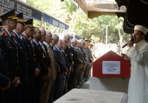 Tahsin Şahinkaya toprağa verildi!