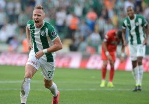 Bursaspor ilk galibiyetini aldı!