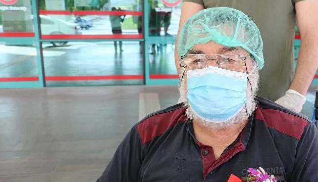 74 yaşındaki İsa Resul Önder, koronavirüsü ikinci kez yendi