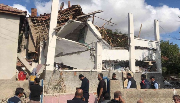 Yozgat'ta patlama: Enkaz altında kaldılar