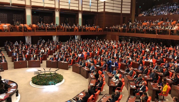 TBMM'nin çalışma süresi uzatıldı