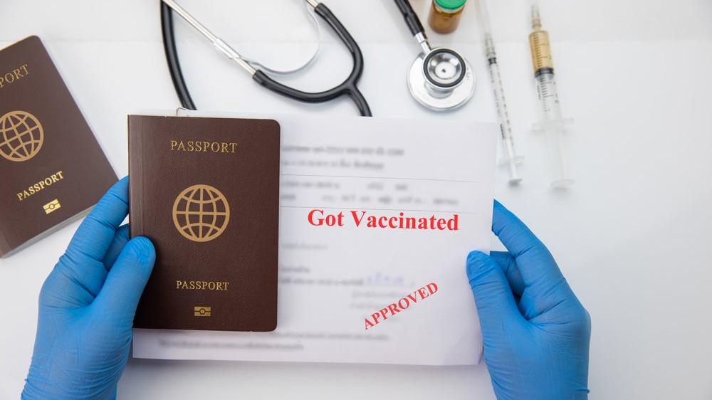 Aşı kartı aşı pasaportu olarak gösterilebilir