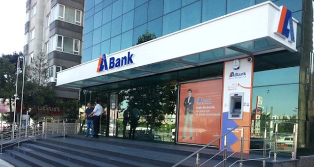 ABank merkez binasını sattı