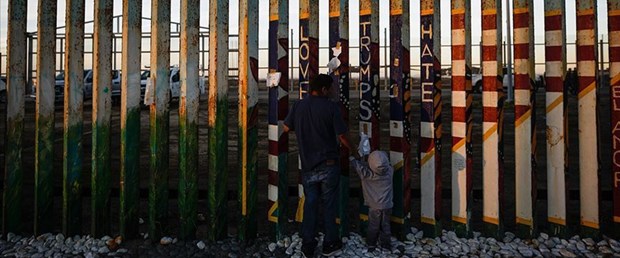 ABD den Meksika duvarı için 3,6 milyar dolar fon