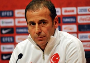 İ.Başakşehir in hocası Avcı: