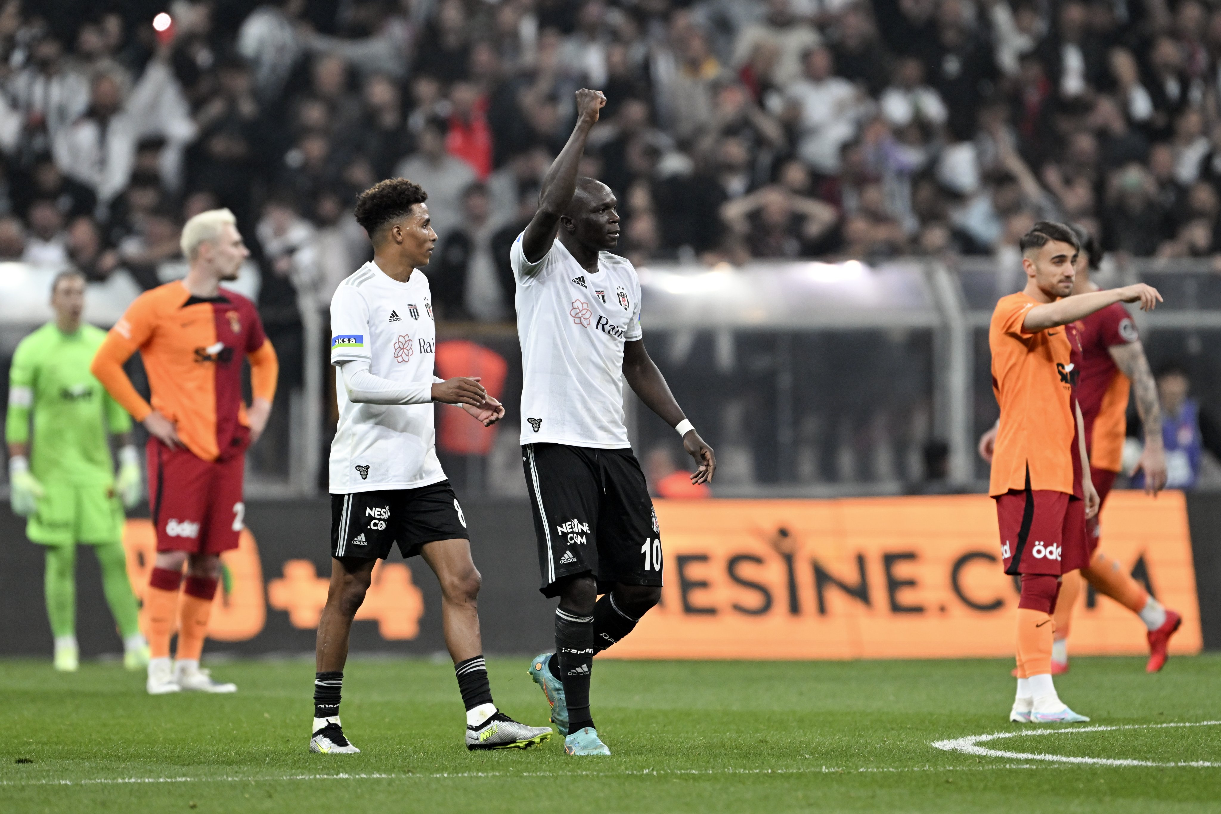  Aboubakar gülerken CR7 acı çekiyor 