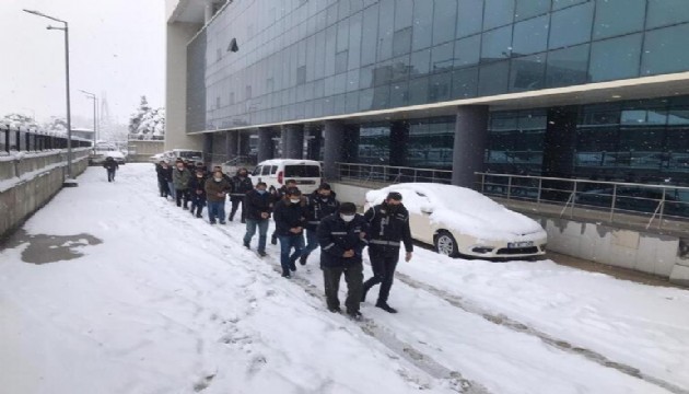 Bursa merkezli 13 ilde 'change' operasyonu