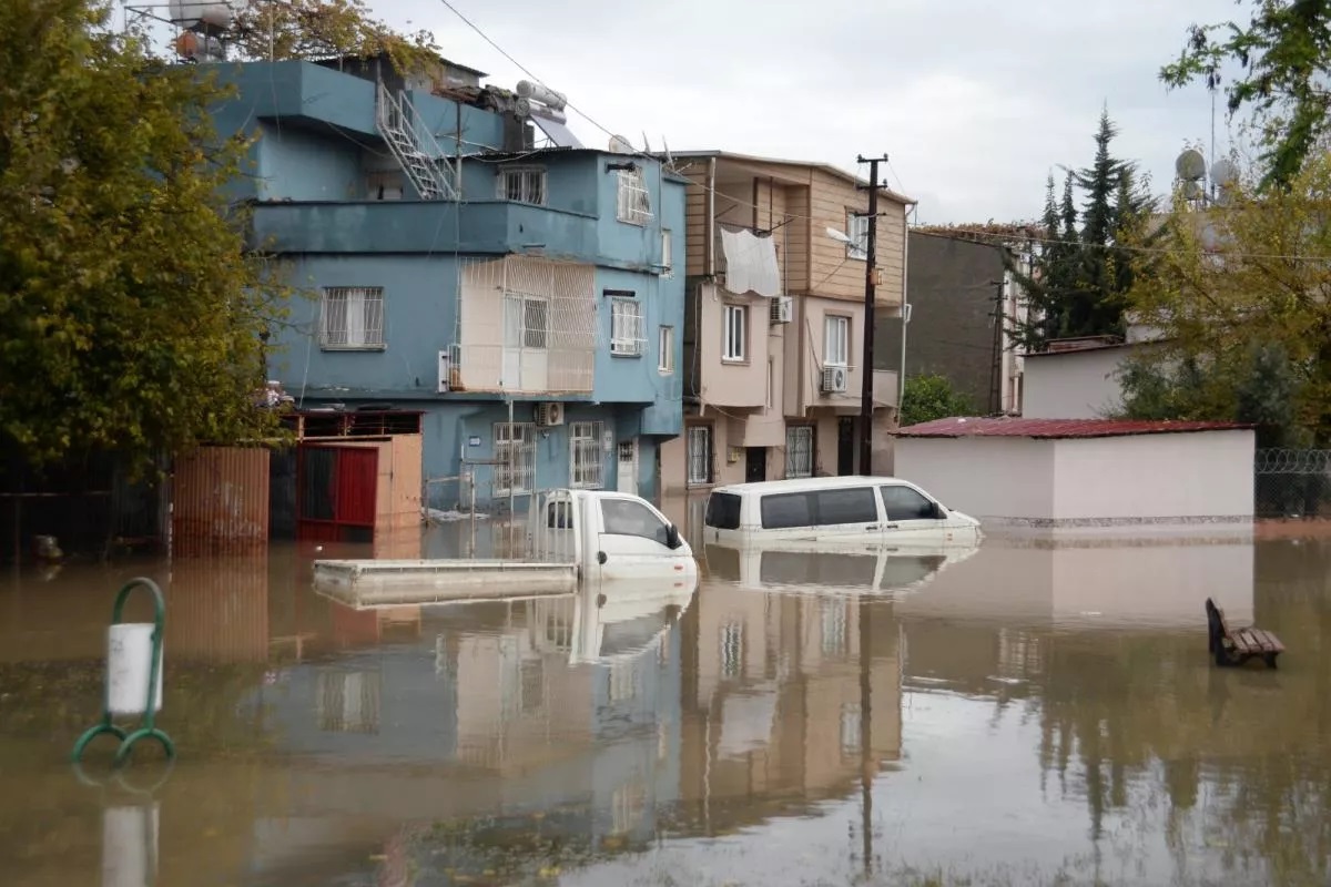 Adana da sel felaketi!