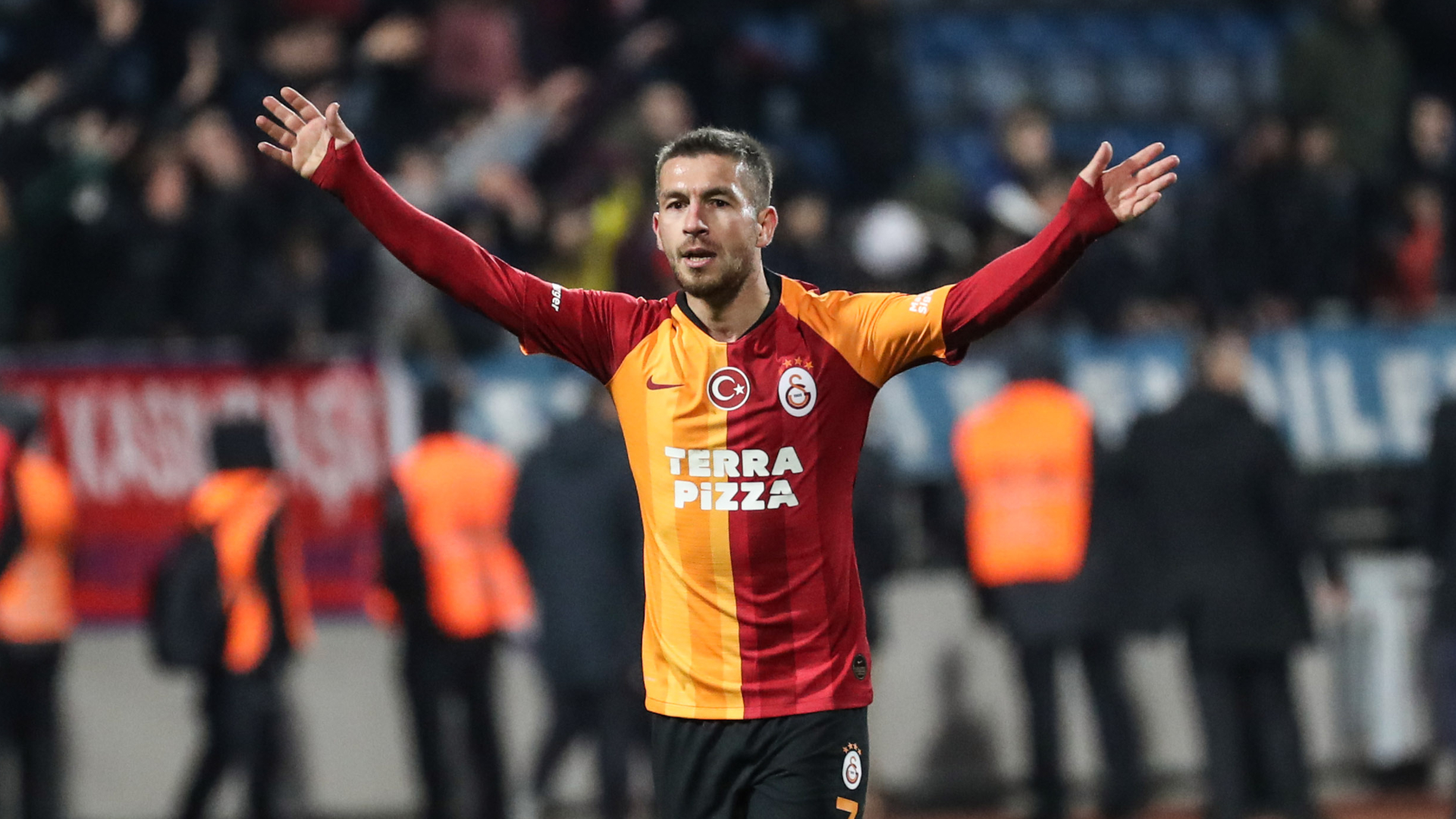 Adem Büyük Galatasaray yolunda