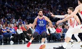 Anadolu Efes zorlu Kızılyıldız virajında