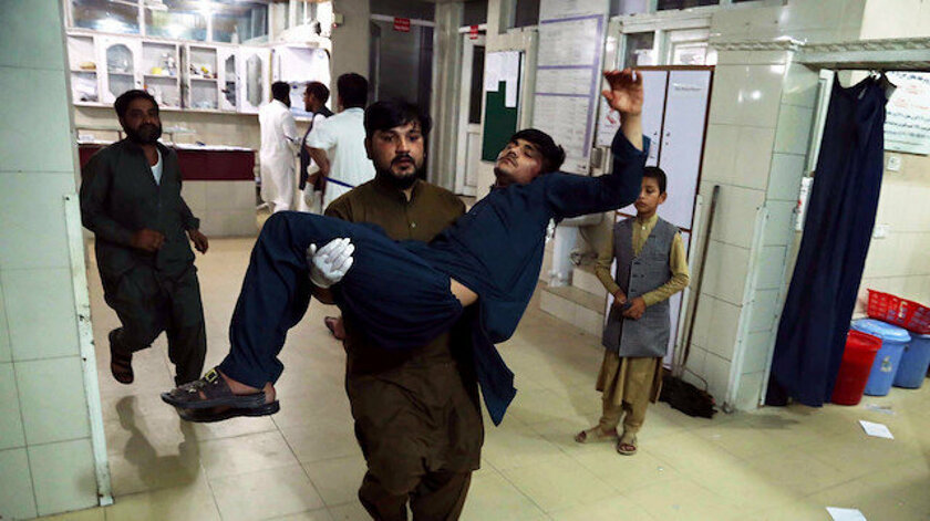 Afganistan da cezaevine bombalı saldırı: 13 ölü