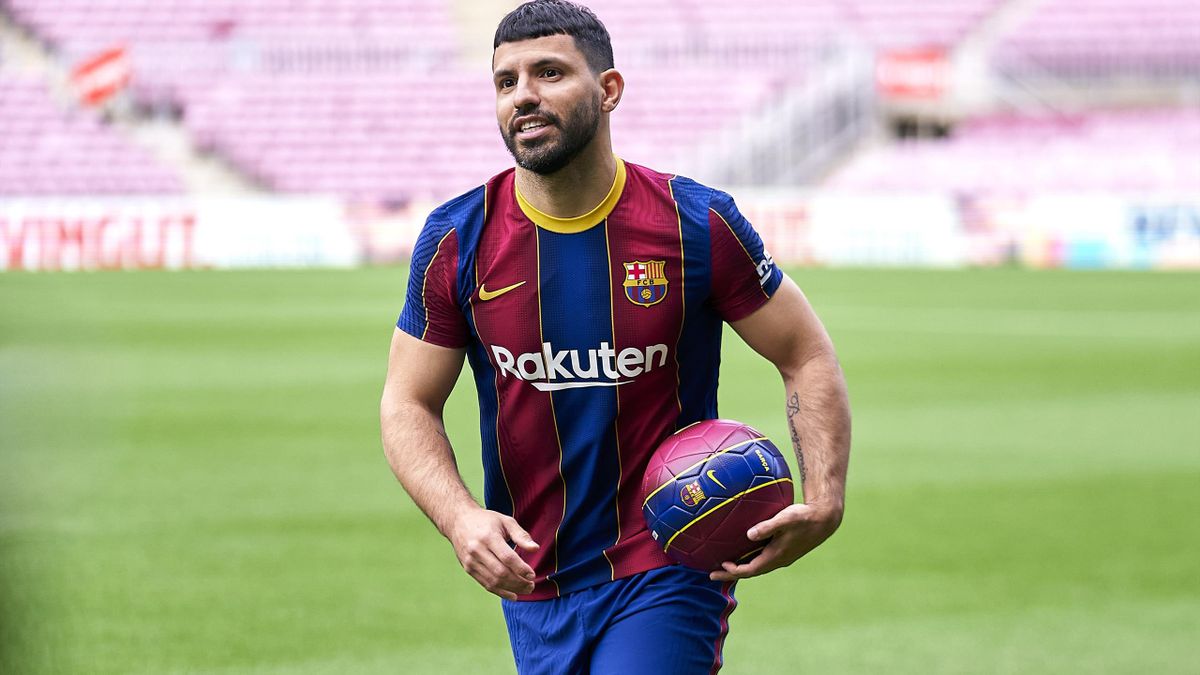 Agüero futbolu bırakıyor mu?