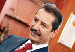 BİR MEDYA PATRONUNUN İLGİNÇ ÖYKÜSÜ