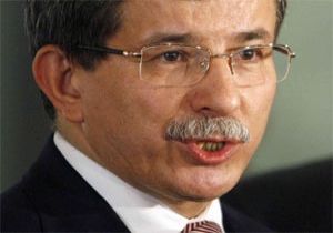Davutoğlu Almanya’ya Çattı: İHH’yı Yasaklıyorsunuz da PKK’ya Neden Tepkisizsiniz?