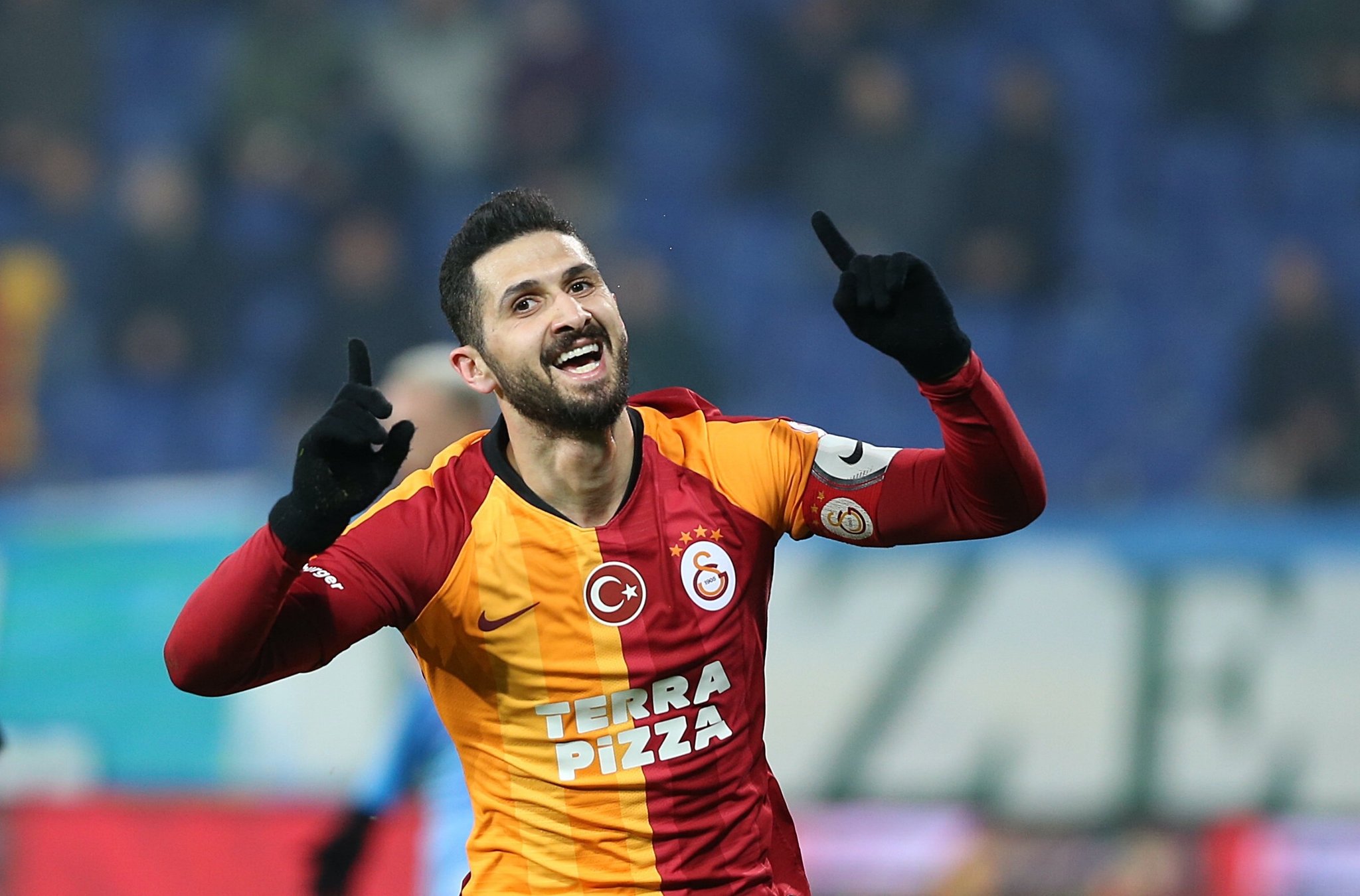 Emre Akbaba Galatasaray dan ayrıldı! işte yeni takımı