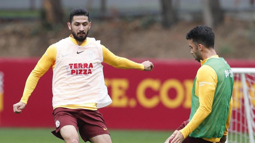 Galatasaray da Emre Akbaba sevinci