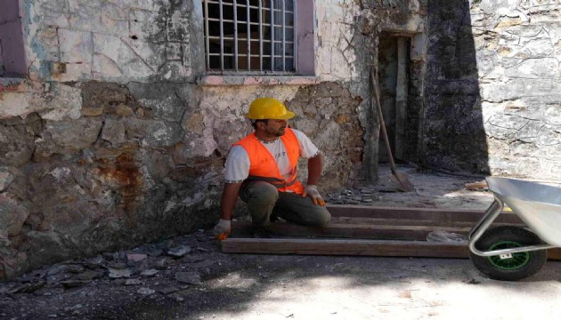 Tarihi cezaevi kütüphaneye dönüşüyor