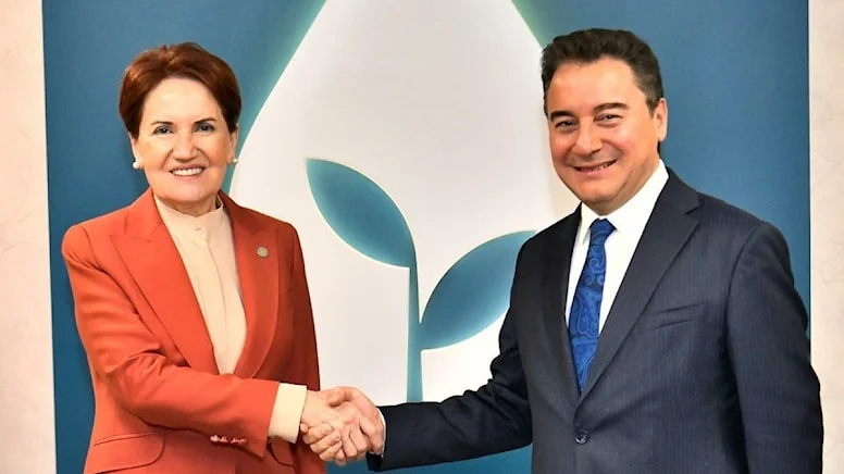 Akşener den Babacan a ziyaret