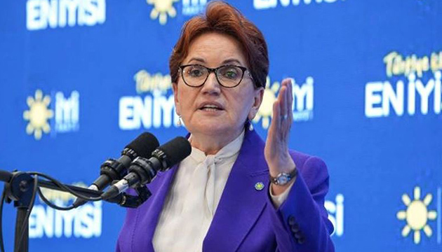 Akşener bırakıyor mu? Kurultay kararı