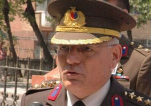 HİÇBİR ŞEY HATIRLAMAYAN ALBAY DAN ASTLARA TEHDİT: SİZE ODA HAPSİ VERİRİRM!