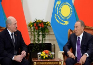 Nazarbayev Lukaşenko ile görüştü!