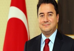 Partisinin kuruluşunu yine erteledi!