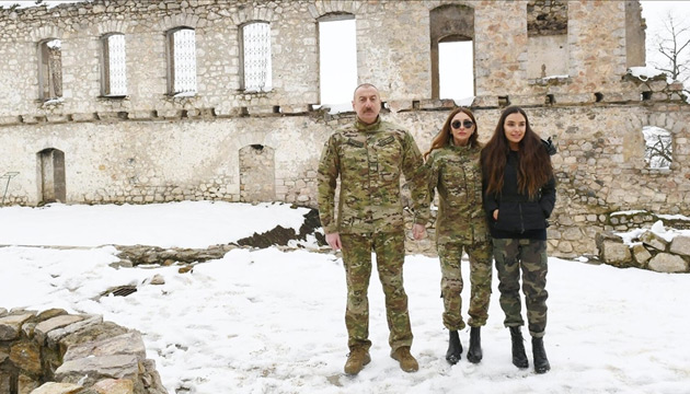 Aliyev Ermenistan işgalinden kurtarılan topraklarda