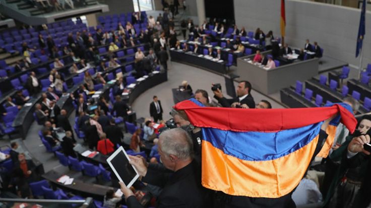 Almanya da gündem uyarı