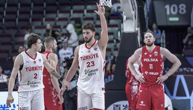 12 Dev Adam madalyaya çok yakın