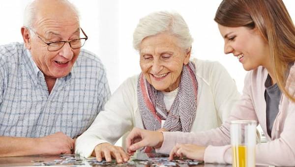 Alzheimer hastalığının ilerlemesini üçte bir yavaşlatan ilaç bulundu!