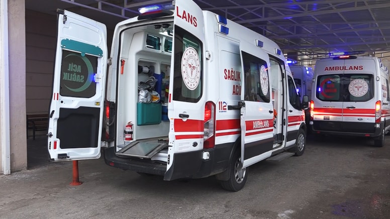 Adana da feci kaza: 2 ölü, 4 yaralı