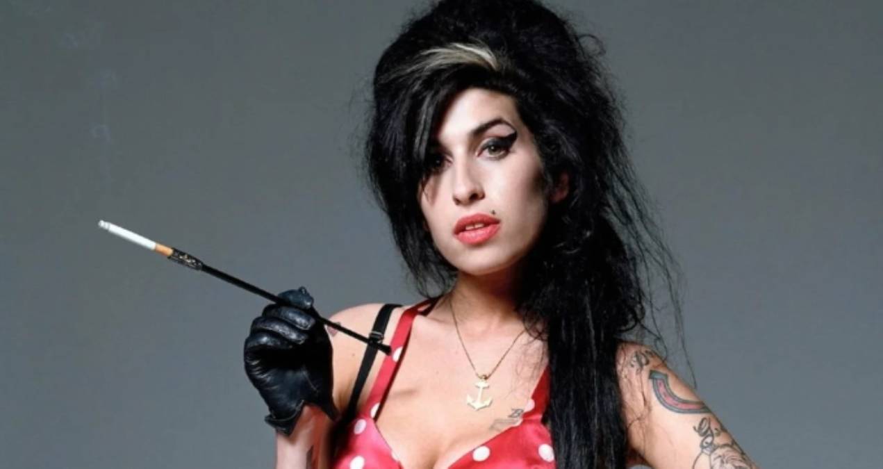 Amy Winehouse un eşyaları sergi oluyor!