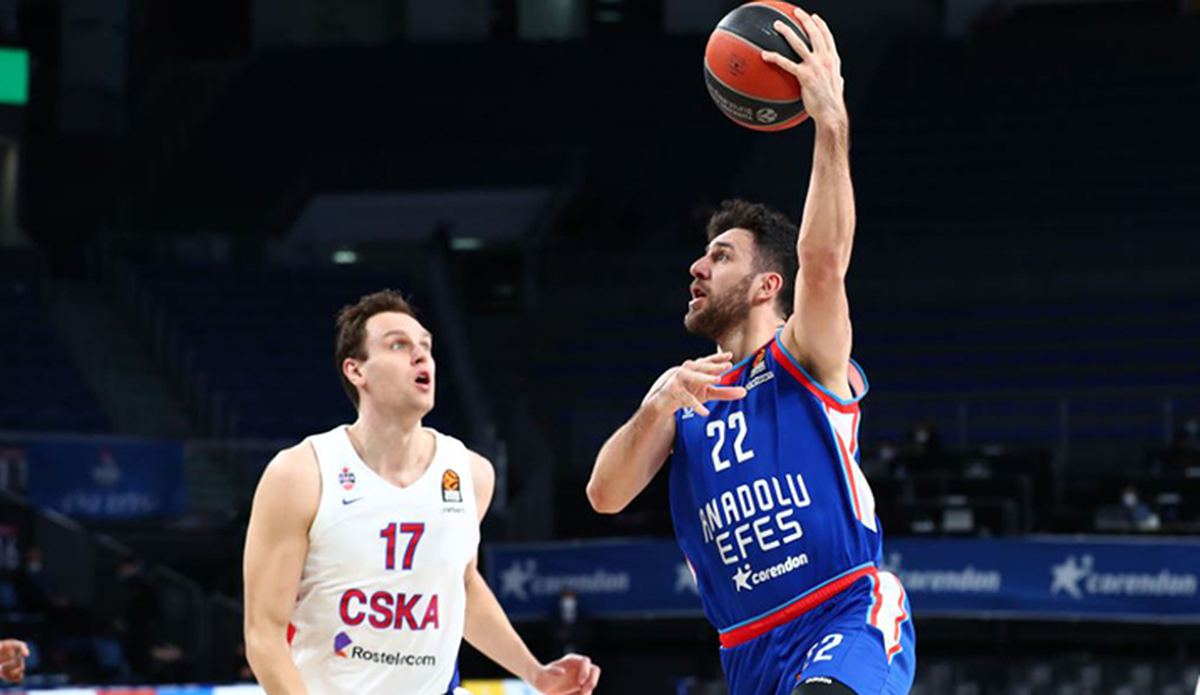 Anadolu Efes ten CSKA Moskova ya tarihi fark