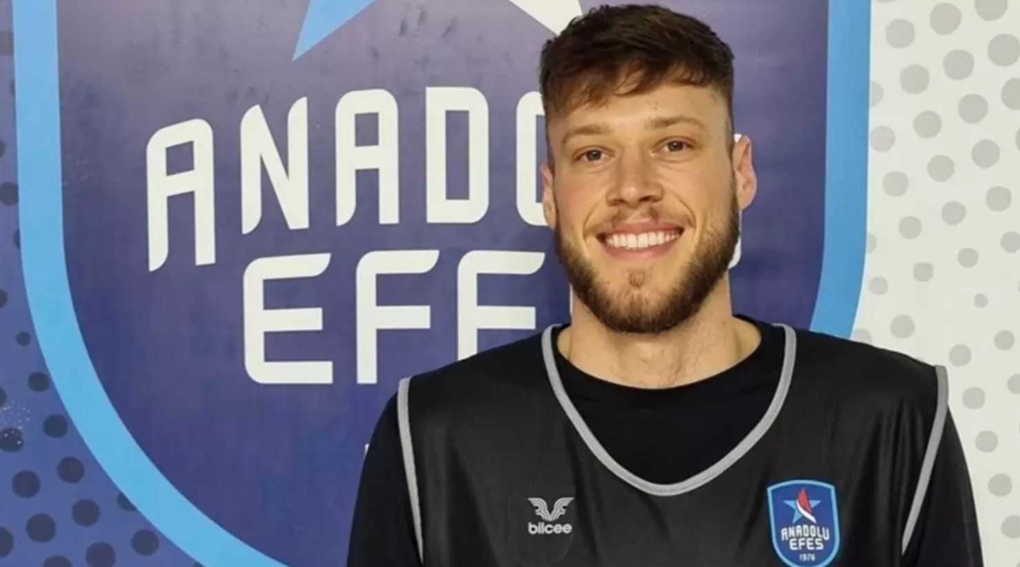 Anadolu Efes, transferi açıkladı