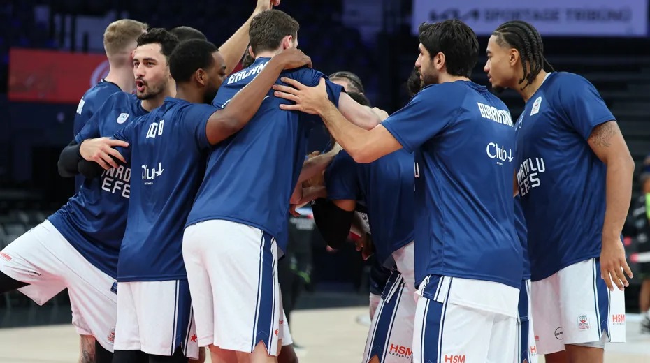 Anadolu Efes ten flaş Euroleague kararı