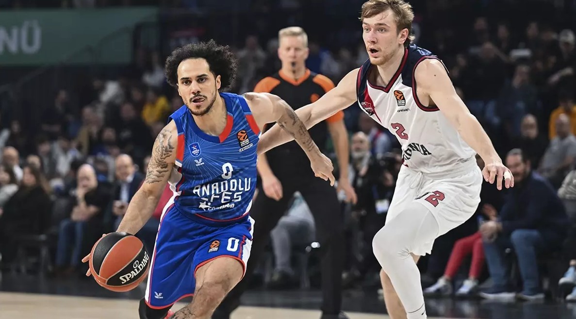 Anadolu Efes, evinde Baskonia ya mağlup oldu