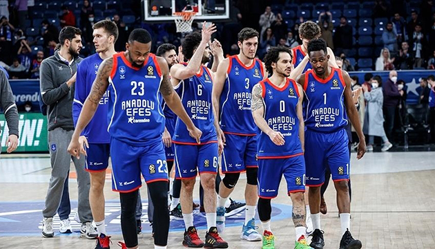 Anadolu Efes Final-Four da!