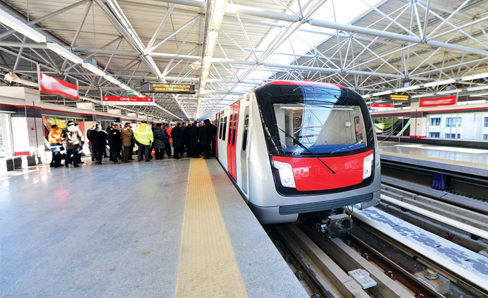Ankara da metro ve otobüslerin son sefer saatleri değişti