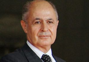 Sezer in Elinden Düşürmediği Kitap